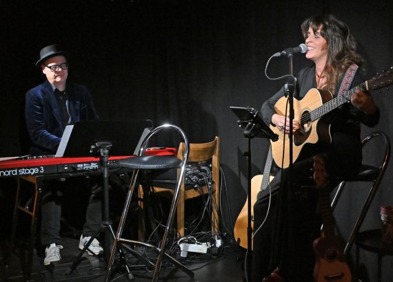 Rahel Giger Duo «Dahei. Blindlings. Herzwärts.»»